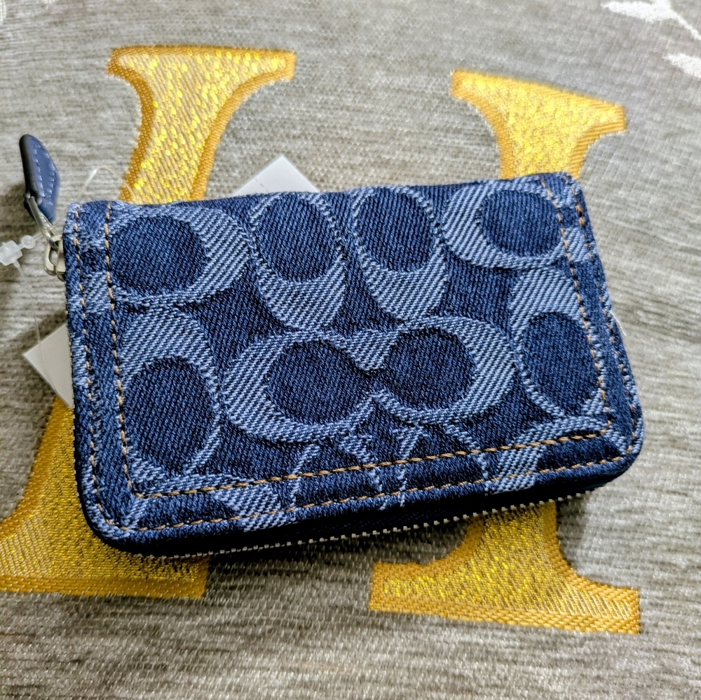 Coach Signature Denim Zip Around Card Case - Picture 2 of 4